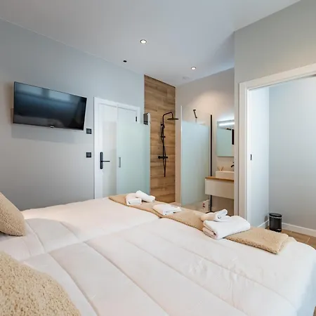 White Tree Rooms-3