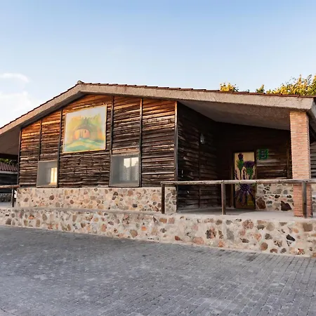 Hostal - Bungalows Camping Caceres-2