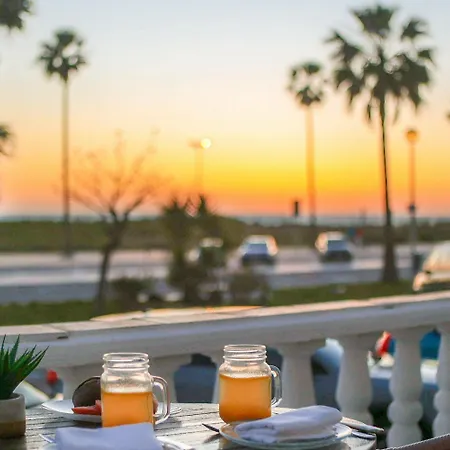 Hotel Playa Conil - Beachfront Studios & Suites-3