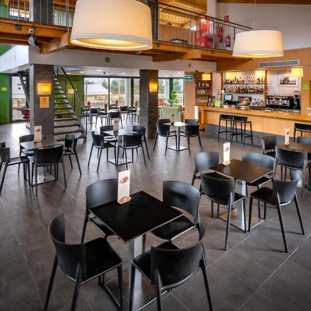 Vilar Rural De Sant Hilari Sacalm By Serhs Hotels-3
