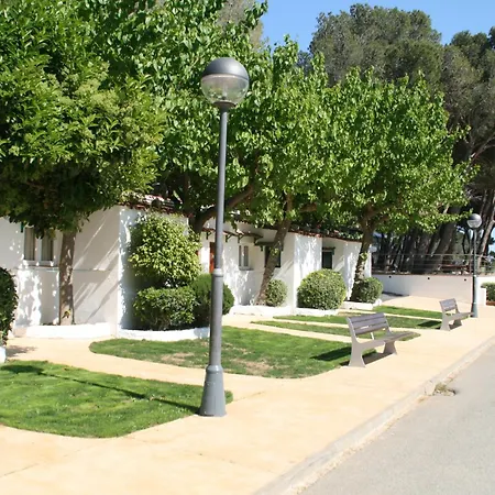 Ciudad De Vacaciones Cala Montjoi-3