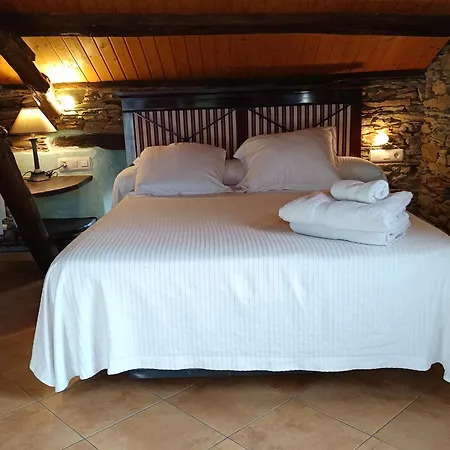 Hotel y Apartamentos Penarronda Playa-2