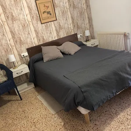 Hostal Braseria Missamaroi-2
