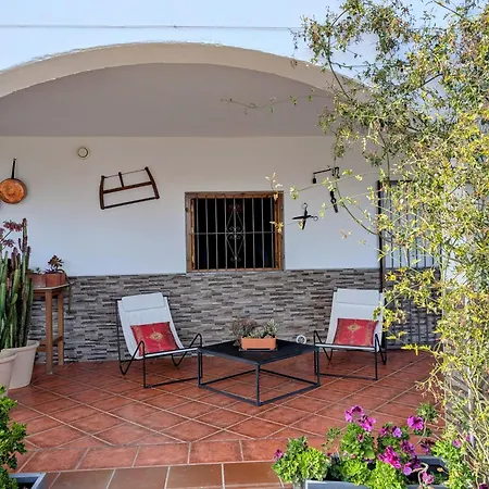 Casa rural para 4 personas, 2 dormitorios y terraza sombreada - El Cortijo Escondido, La Uva-3