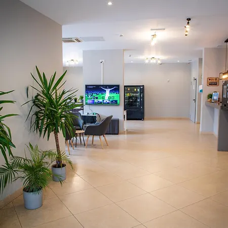 Apartamentos Comfort Calella-3