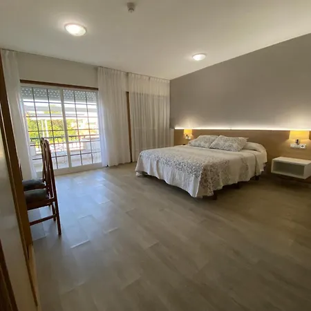 Hotel Riveiro II-2