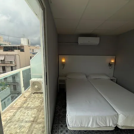 Hostal B&B Benidorm-3