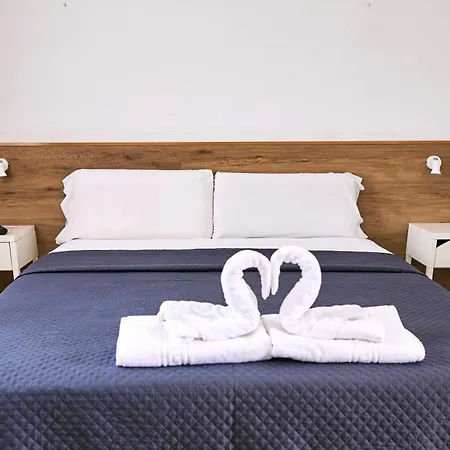 V Pension & Suites-3
