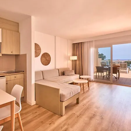 Universal Aparthotel Don Camilo-2