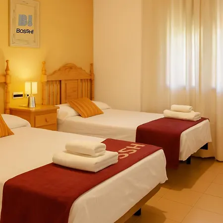 Hostal Valdepeñas by Bossh Hotels-3