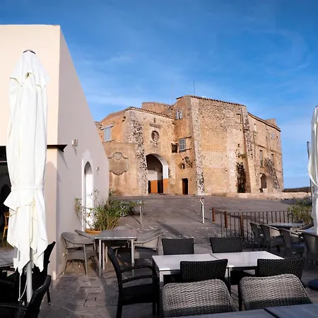 Petit Hotel Hostatgeria Sant Salvador-2