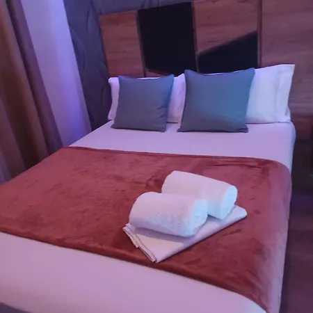Paradise Suites Madrid-2