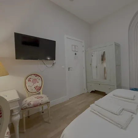 Apodaca Rooms-2