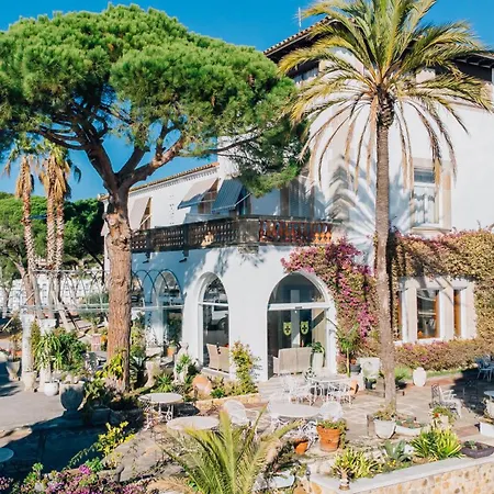 Hotel Roger De Flor By Seleqtta-2