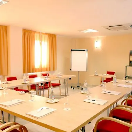 Hotel Holiday Inn Express Madrid-Rivas By Ihg-3