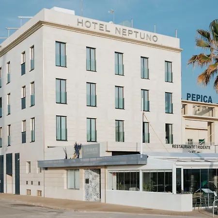 Hotel Neptuno Playa & Spa-2