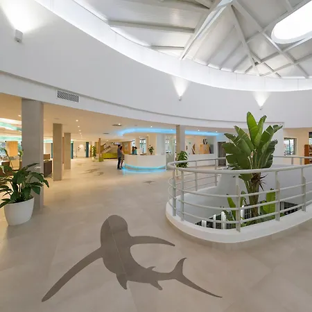Marvell Club Hotel & Apartments-2