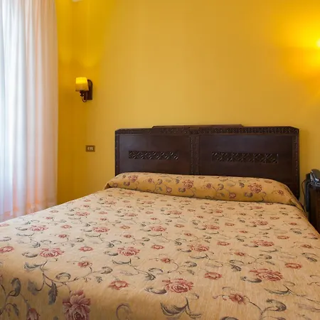 Casa Espana-2