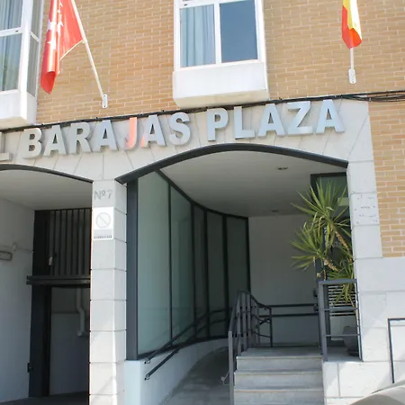Hotel Barajas Plaza-3