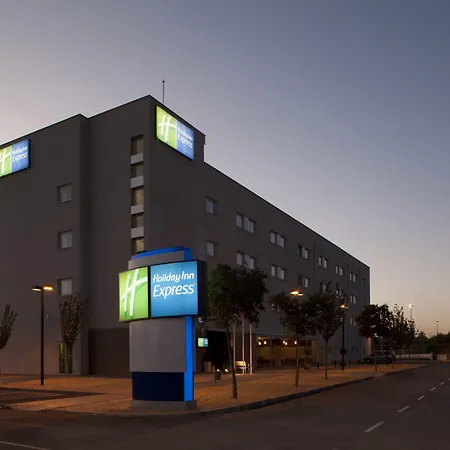 Holiday Inn Express Madrid-Getafe By Ihg-3