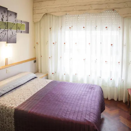 Hotel Cristal 1-3