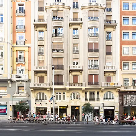 Gran Via 63 Rooms-3