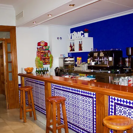 Hotel Mairena-3