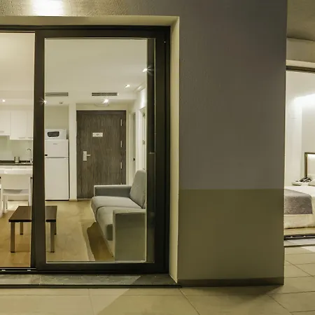 Aparthotel Playa Oliva-2