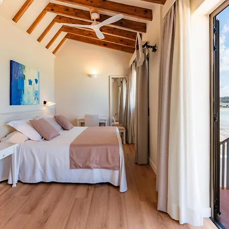 Hostal La Savina-2