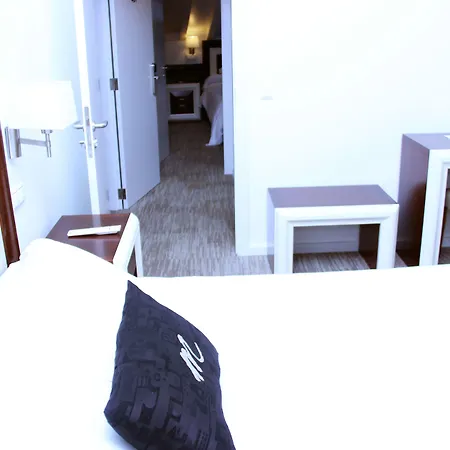 Hotel Montenegro Compostela-3