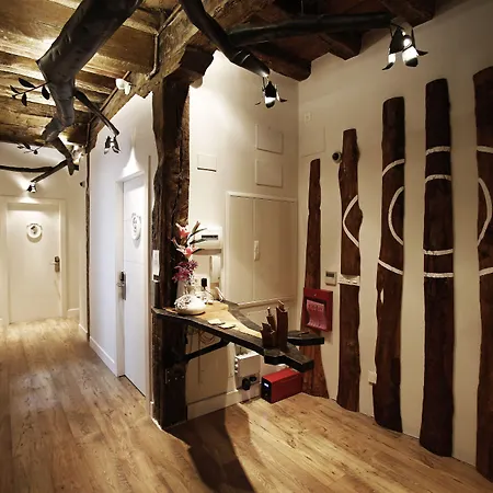 Basque Boutique By Gaiarooms-3