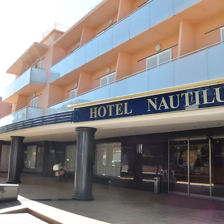 Nautilus Hotel-2