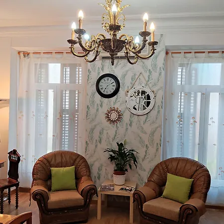 Hostal Bruña Paseo del Prado-2