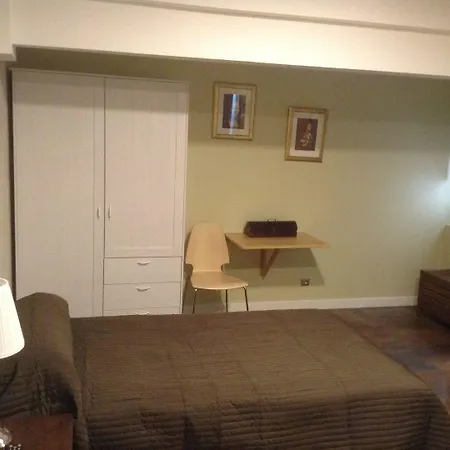 Hostal Vintage Santander-3
