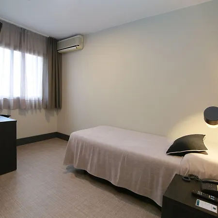 Hotel Esplugues-2