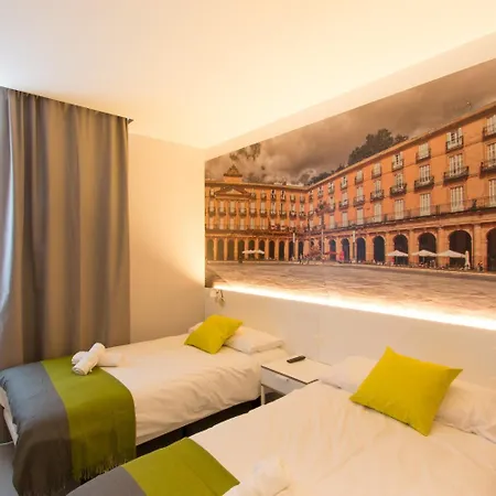 Bilbao City Rooms-3