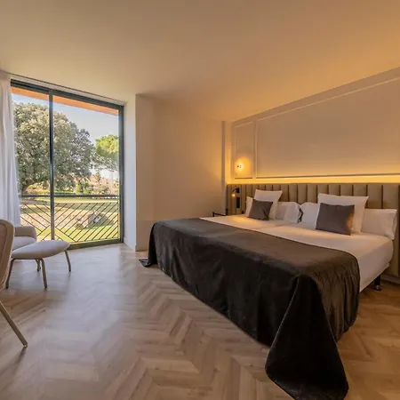 Hotel Torremirona Golf & Spa-3