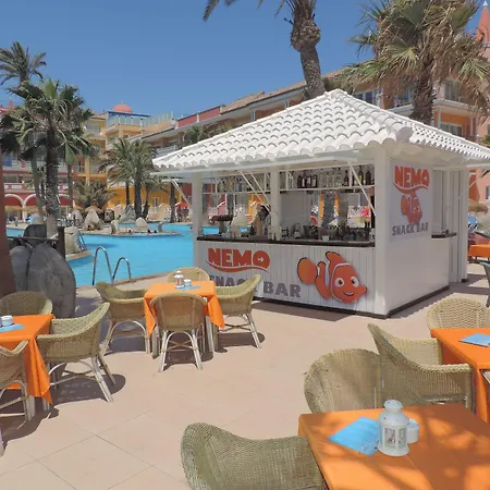 Mediterraneo Bay Hotel & Resort-3