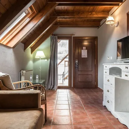 Hotel Snoe Beret-2