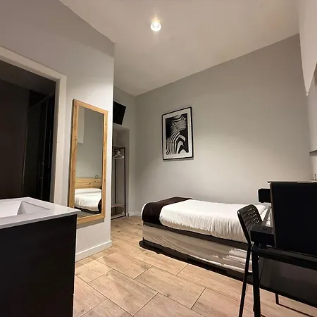 Marina Rooms-2