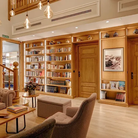 Hotel Boutique Mirlo Barcelona-3