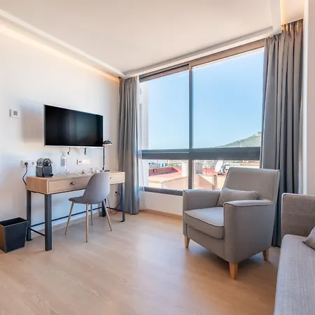 Kyrat Amarac Suites-3