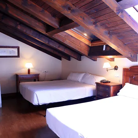 Hostal Antxitonea-2