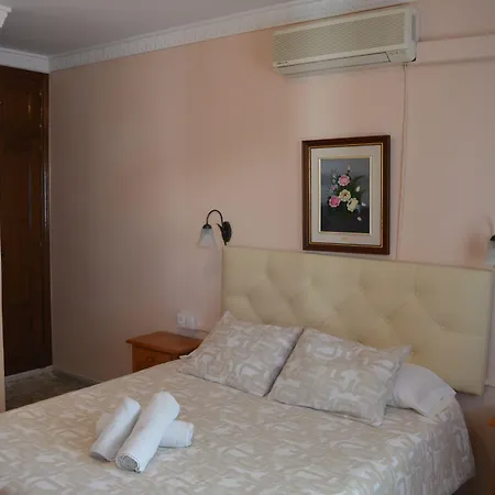 Hotel Dona Carmen-3