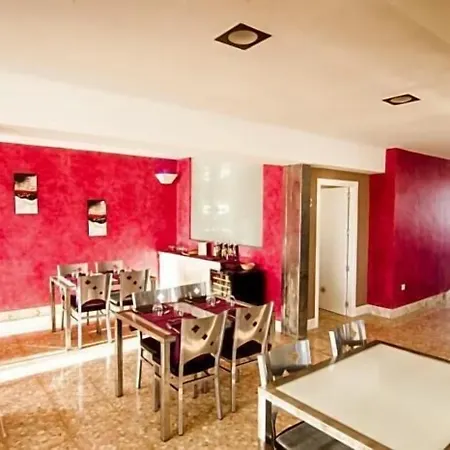 Hostal Catedritos Ibéricos A-5 Km 154 A 5 KM DE OROPESA A 1 KM DE HERRERUELA DE OROPESA-3