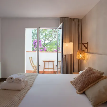 Hostal Es Niu De Tamariu-3