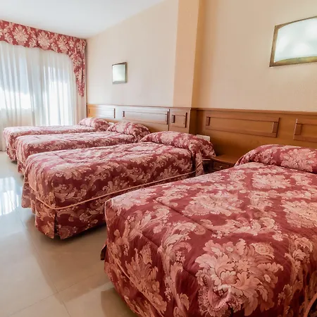 Pensión Isabel by Vivere Stays-3