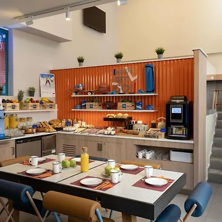 Ibis Budget Valencia Centro Puerto-2