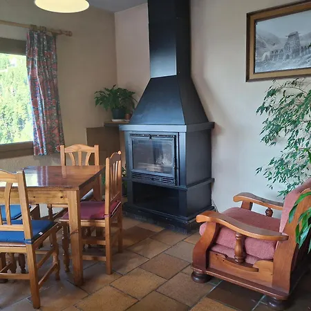 Mitja Pensió Hostal Pastuira Vallter 7-3