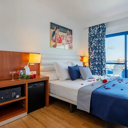 Hotel Tahiti Playa & Suites 4Sup-2